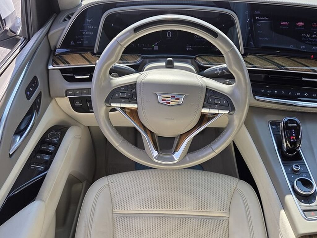 Used 2022 Cadillac Escalade ESV Sport Platinum RWD image 6