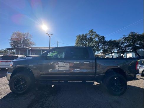 Used 2019 RAM 1500 Big Horn image 4
