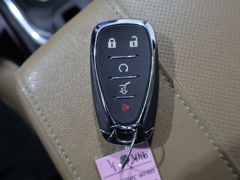 Used 2023 Chevrolet Traverse Premier w/ LPO, Floor Liner Package AWD/4WD image 29
