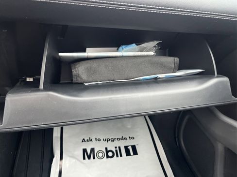 Used 2025 Honda Pilot Touring image 33