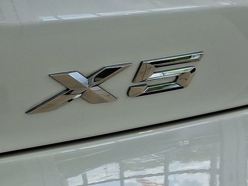 Certified 2024 BMW X5 xDrive40i w/ Premium Package image 36