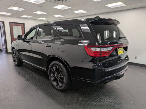 Used 2022 Dodge Durango R/T w/ Blacktop Package image 4