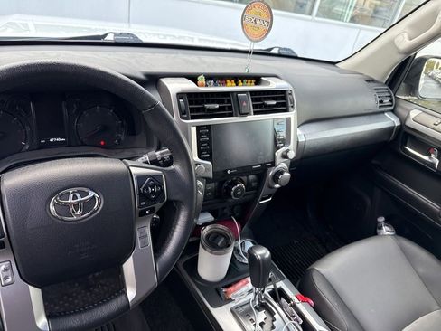 Used 2021 Toyota 4Runner SR5 Premium w/ Moonroof Package image 31