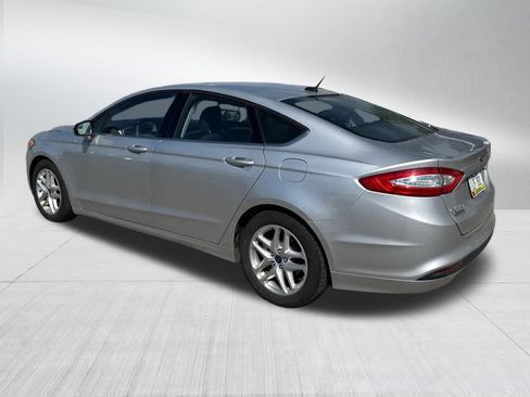 Used 2013 Ford Fusion SE image 5