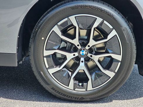 Used 2026 BMW X3 xDrive30 w/ Premium Package image 13