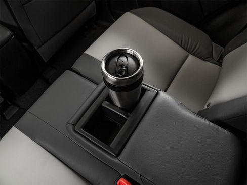 Used 2015 Toyota RAV4 Limited FWD image 35