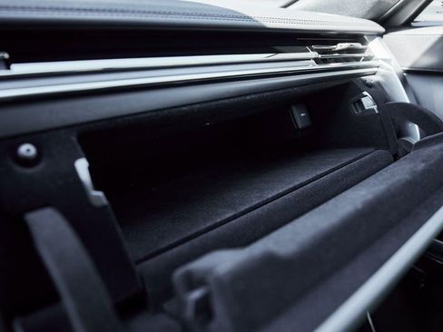 Used 2024 Land Rover Range Rover SE image 69