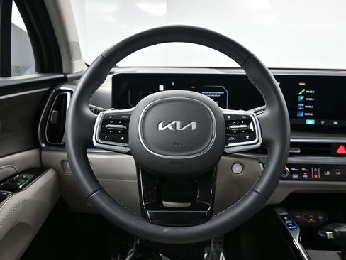 New 2025 Kia Sorento SX AWD/4WD image 35
