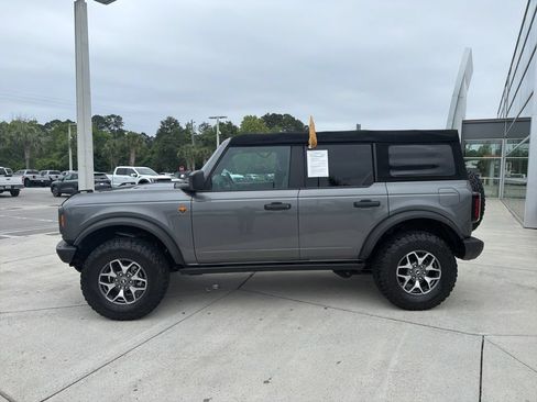 Certified 2022 Ford Bronco Badlands AWD/4WD image 4