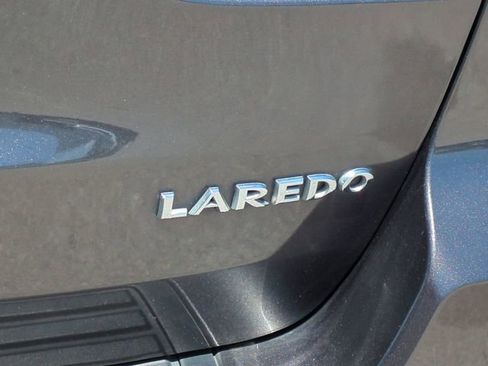 Used 2019 Jeep Grand Cherokee Laredo w/ Laredo X Package RWD image 13