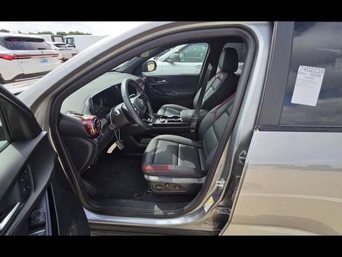 Certified 2025 Chevrolet Equinox RS w/ Safety and Technology Package AWD/4WD image 5