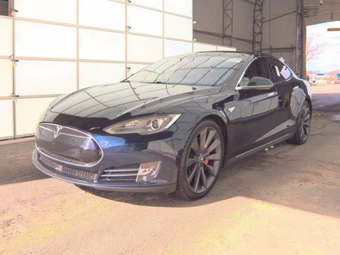 Used 2014 Tesla Model S P85D image 5