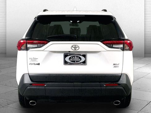 Used 2024 Toyota RAV4 XLE w/ Convenience Package AWD/4WD image 3
