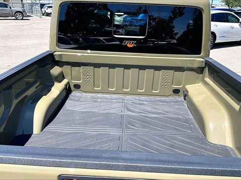 Used 2026 Jeep Gladiator Mojave AWD/4WD image 38