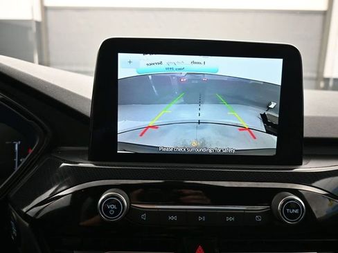 Used 2025 Ford Escape ST-Line image 19