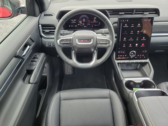 Used 2025 GMC Terrain Elevation w/ Elevation Premium Package AWD/4WD image 9