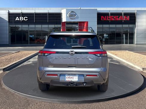 New 2026 Nissan Pathfinder Platinum w/ Cargo Package FWD image 6