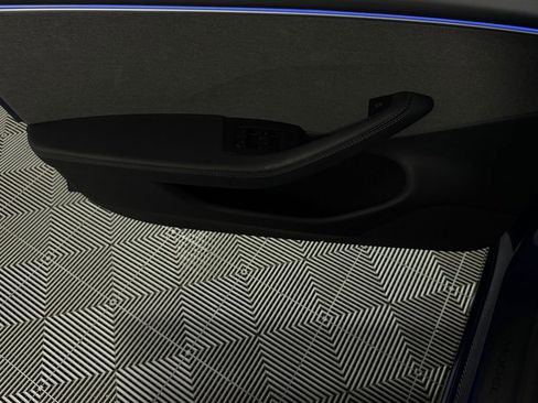 Used 2025 Tesla Model 3 Long Range image 21