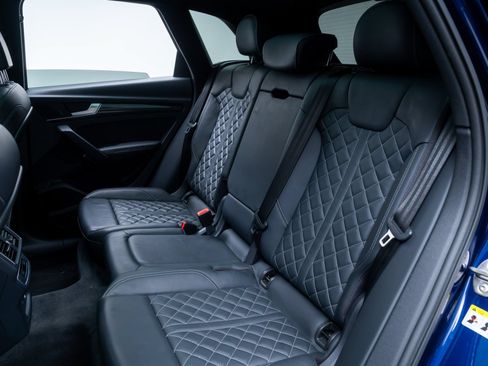 Used 2019 Audi SQ5 Premium Plus w/ Premium Plus Package AWD/4WD image 21