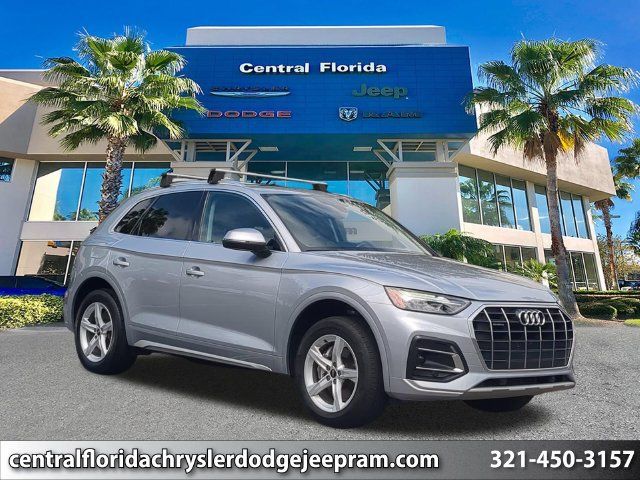 Used 2021 Audi Q5 2.0T Premium w/ Convenience Package AWD/4WD image 1