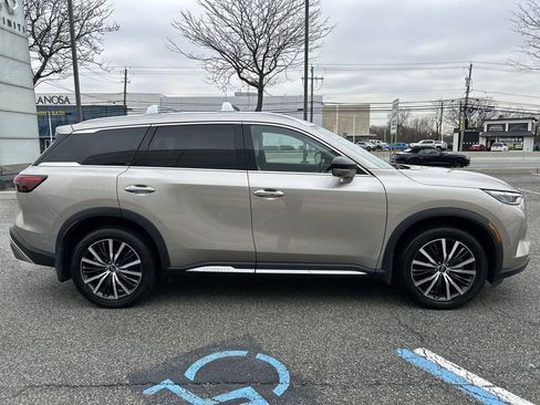 Certified 2024 INFINITI QX60 Sensory w/ Vision Package image 9