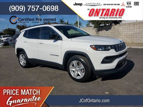Certified 2022 Jeep Compass Latitude image 1
