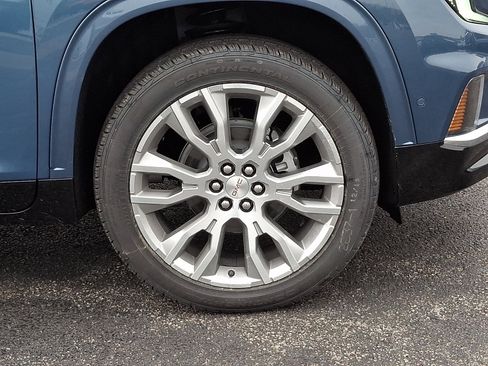 New 2026 GMC Acadia Denali w/ Super Cruise Package AWD/4WD image 10