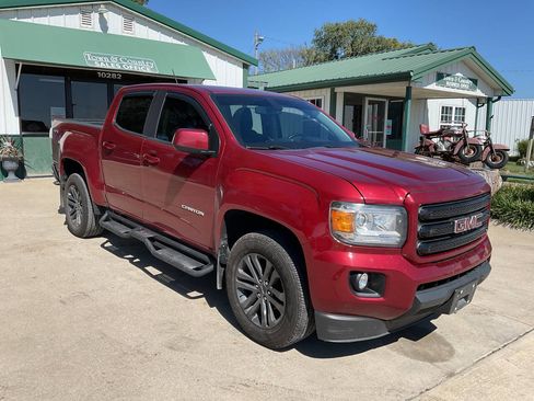 Used 2020 GMC Canyon SLE w/ Elevation Edition image 3