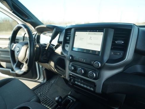 Used 2024 RAM 2500 Tradesman w/ Chrome Appearance Group image 30