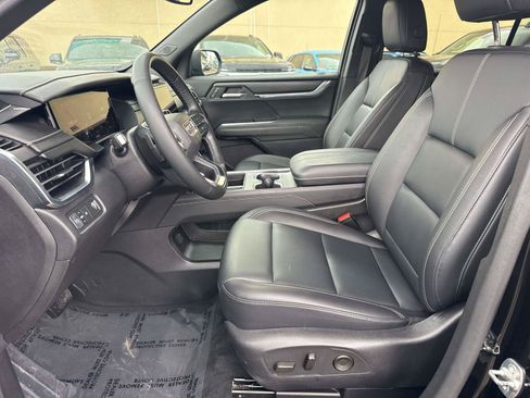Used 2024 GMC Acadia Elevation FWD image 24