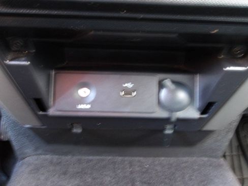 Used 2014 Ford F150 XLT w/ Equipment Group 302A Luxury AWD/4WD image 17