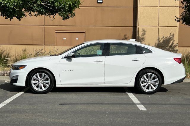 Used 2025 Chevrolet Malibu LT FWD image 7