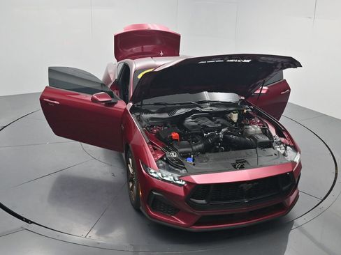 Used 2025 Ford Mustang GT Premium RWD image 52