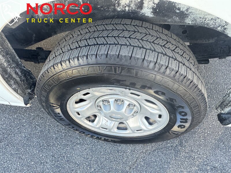 Used 2019 Nissan NV 2500 SV RWD image 15
