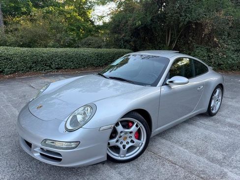 Used 2005 Porsche 911 Carrera S RWD image 2