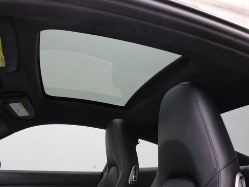 Certified 2018 Porsche 911 Carrera S RWD image 22