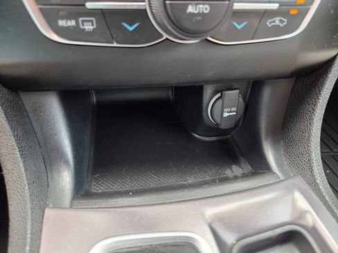 Used 2019 Dodge Charger Scat Pack RWD image 31