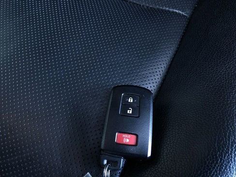 Certified 2020 Toyota 4Runner Limited image 32