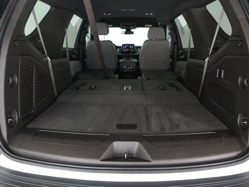 Used 2021 Chevrolet Tahoe LT RWD image 32