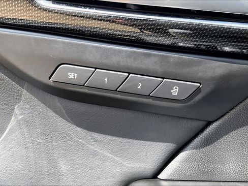 Used 2023 Buick Envision Essence w/ Sport Touring Package FWD image 33