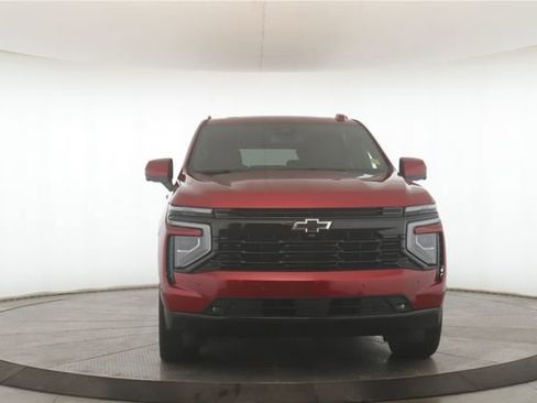 Used 2026 Chevrolet Suburban RST w/ RST Capability Package image 12