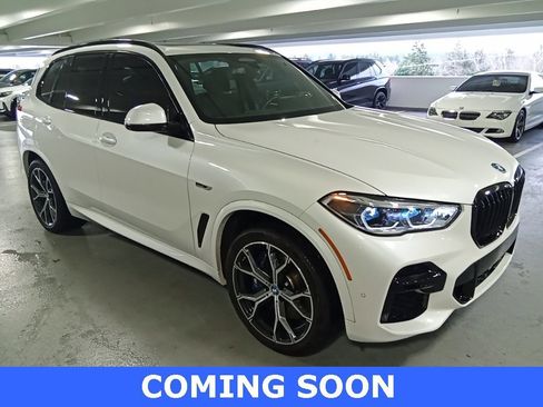 Used 2023 BMW X5 xDrive45e w/ Executive Package image 5