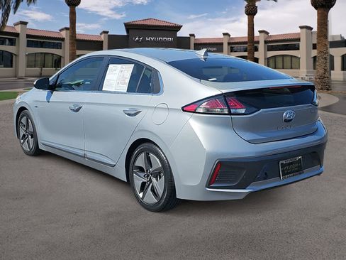 Used 2020 Hyundai Ioniq Limited FWD image 6