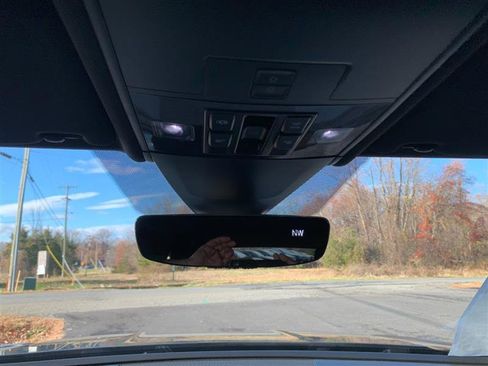 Used 2020 Volkswagen Atlas Cross Sport SEL Premium R-Line image 40