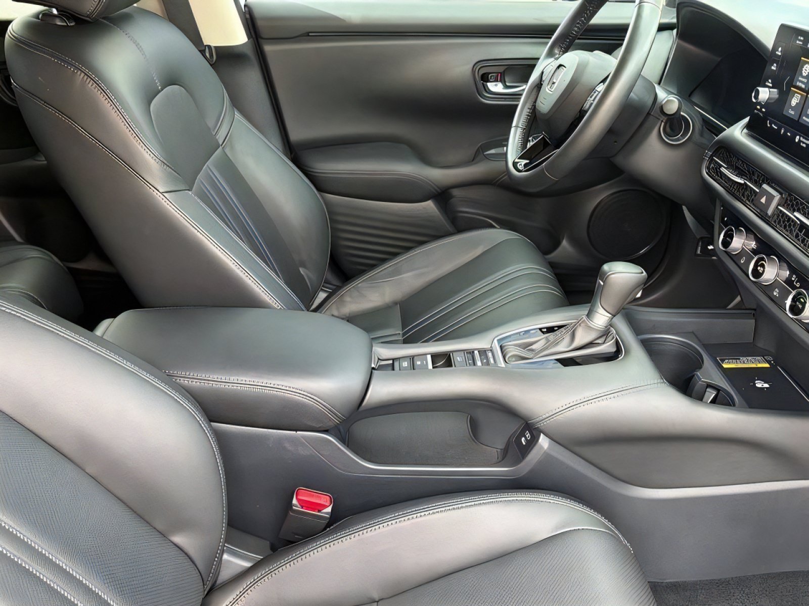 Used 2025 Honda HR-V EX-L image 11
