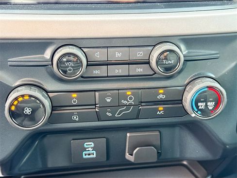 Used 2024 Ford F150 XL image 16