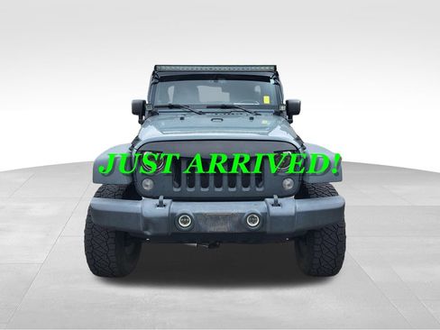 Used 2014 Jeep Wrangler Unlimited Sport w/ Quick Order Package 23S AWD/4WD image 2