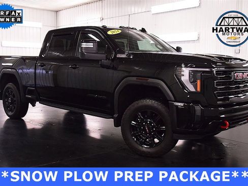 Used 2024 GMC Sierra 2500 AT4 w/ AT4 Preferred Package image 1