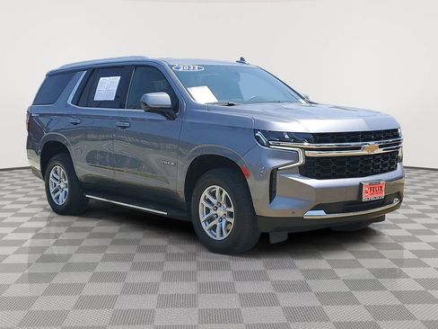Used 2022 Chevrolet Tahoe LS RWD image 3