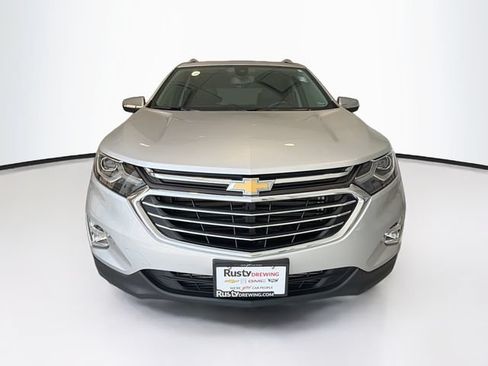 Used 2020 Chevrolet Equinox Premier FWD image 2